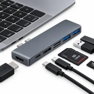 Adaptador multipuerto con doble conexión tipo C y entradas USB, HDMI, USB C y lector de tarjetas SD